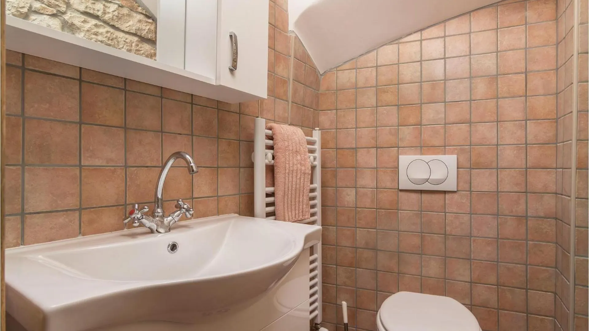 Nice Home In Krsan With Kitchen 0*,  Croatie