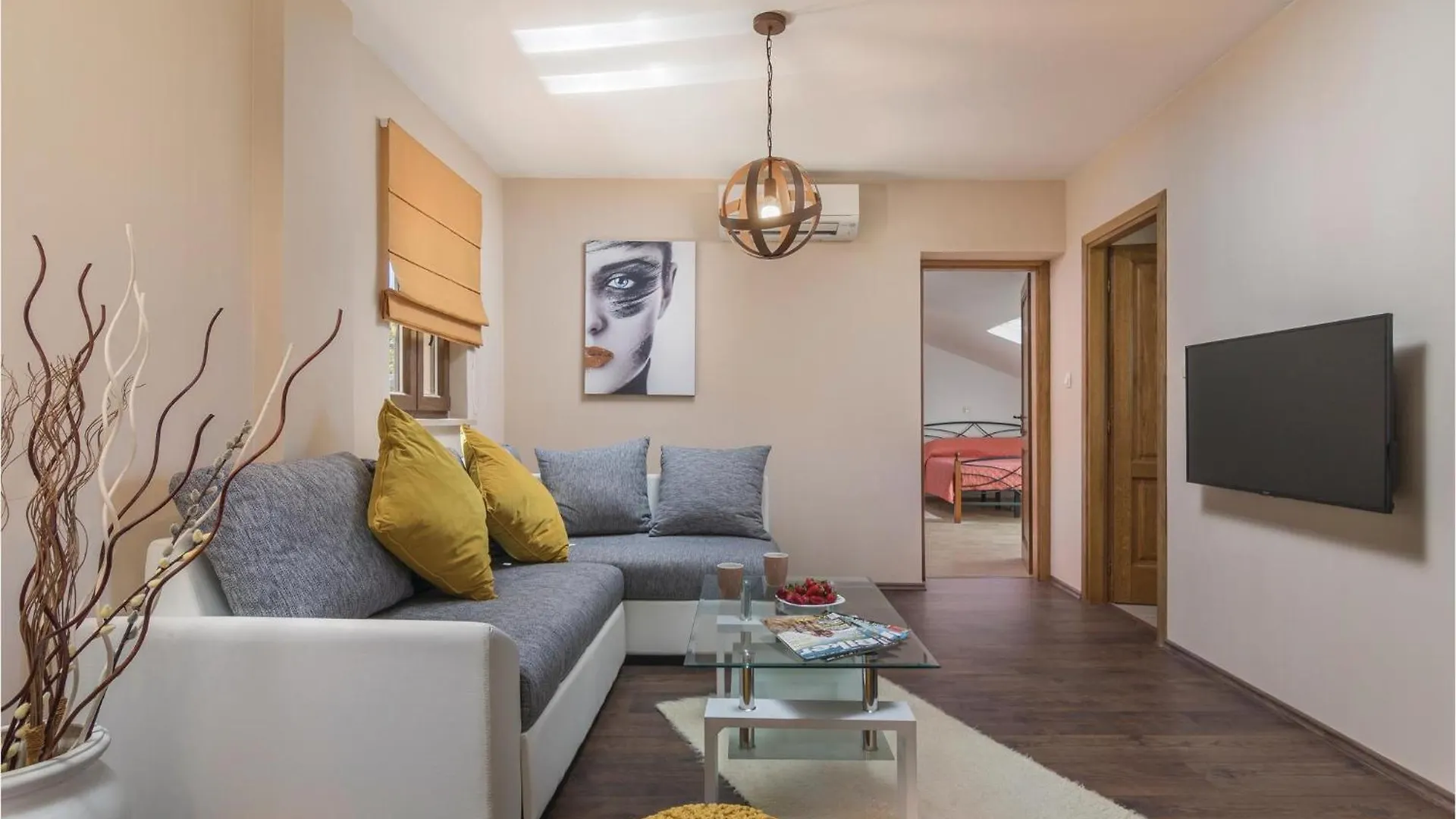 Nice Home In Krsan With Kitchen Casa de Férias